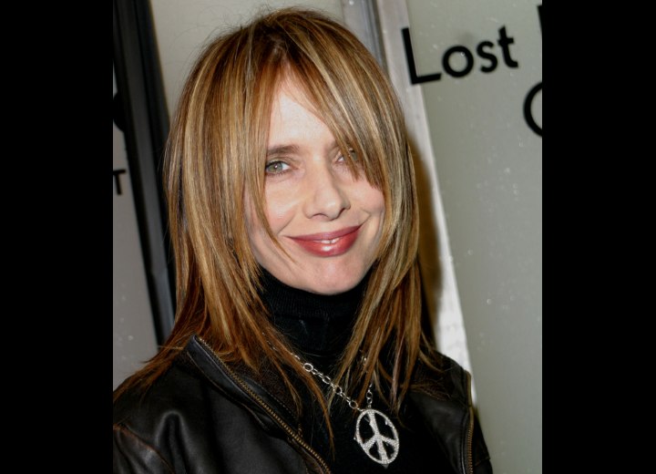 Rosanna Arquette - Long razor-cut hair with random lengths