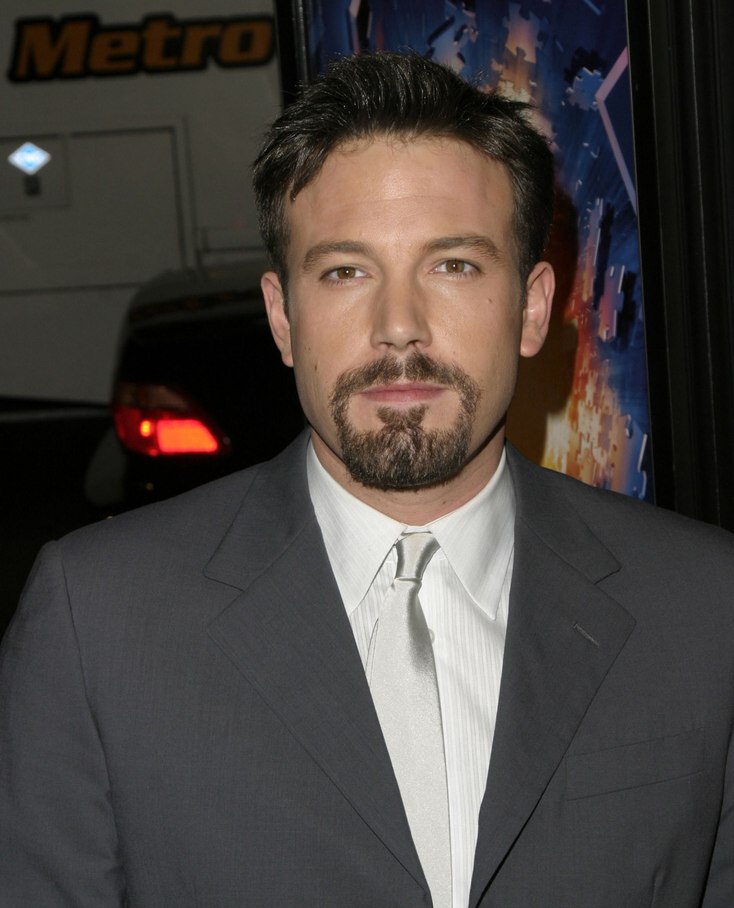 Ben Affleck - Short debonair men's hairstyle and sideburns