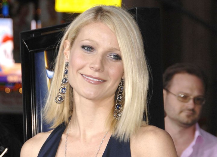 Gwyneth Paltrow with straightened hair