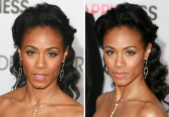 Jada Pinkett Smith wearing her hair long with smooth waves