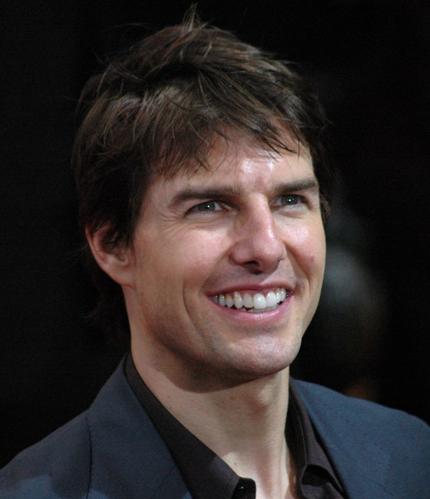Hollywood Star Tom Cruise's Most Iconic Hairstyles