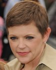 Natalie Maines's super short low maintenance haircut