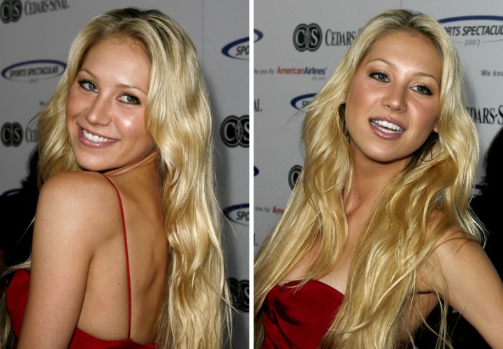 Anna Kournikova's long blonde hair