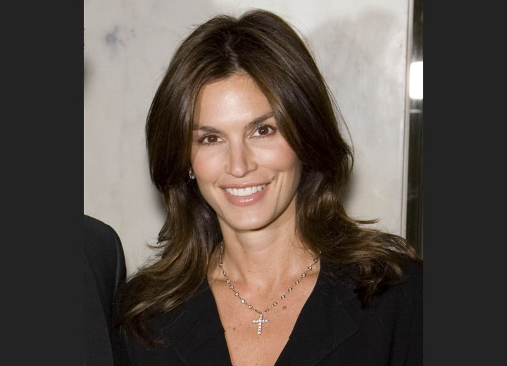 Cindy Crawford - Long hairstyle for a natural look