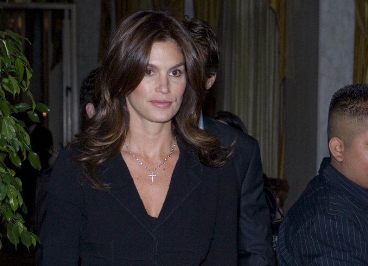 Cindy Crawford's long hair with layers
