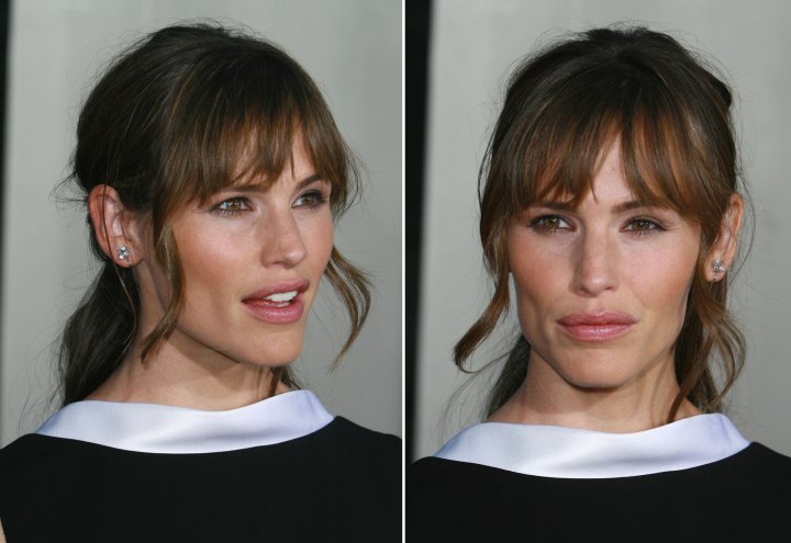 Jennifer Garner's hairstyle with textured bangs