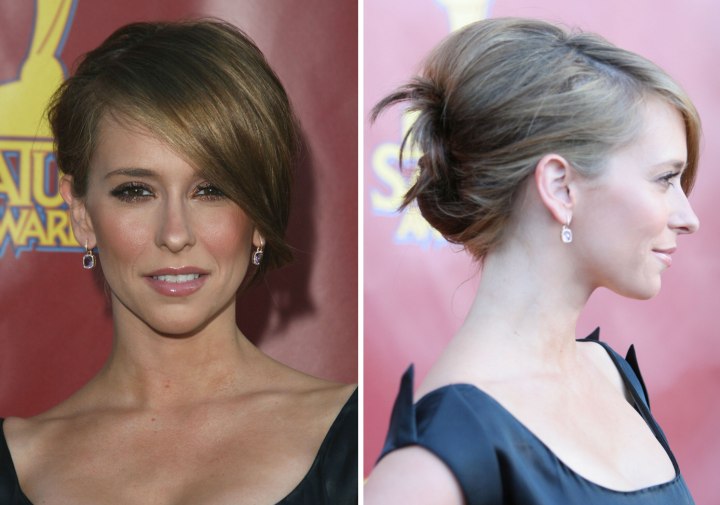 Jennifer Love Hewitt with her smooth hair in an updo