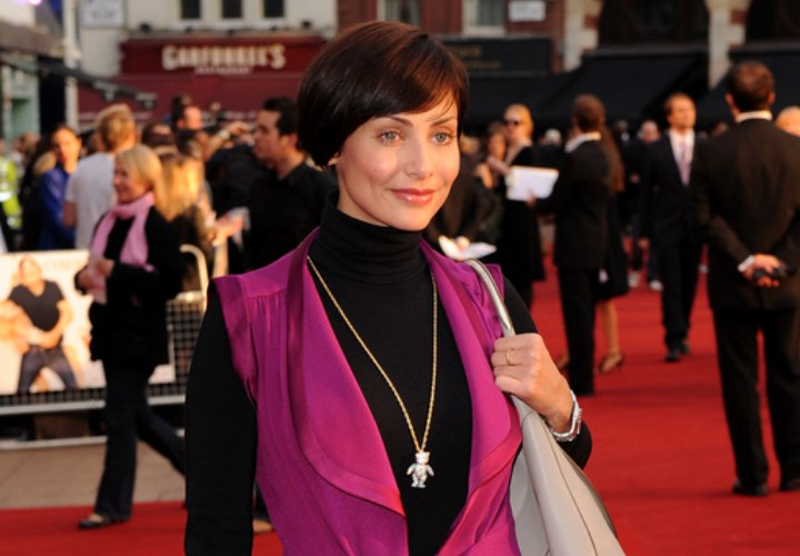 Natalie Imbruglia with short hair and wearing a black turtlenck