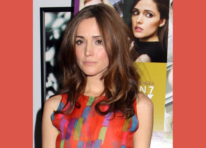 Rose Byrne's hair with long smooth layers