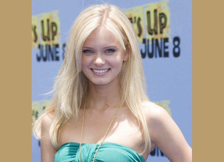 Sara Paxton - Long hair with layers and straightening