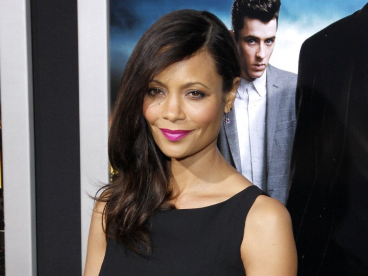 Thandie Newton - Medium length to long hair that flips up