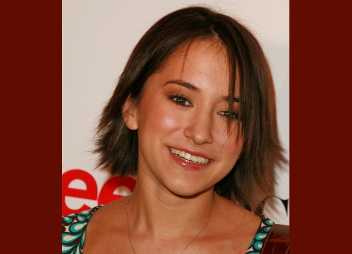 Choppy mid-length haircut - Zelda Williams