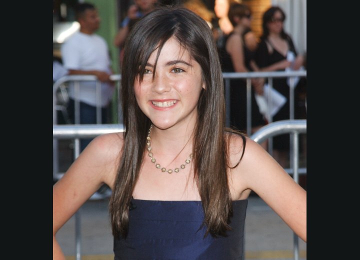 Isabelle Fuhrman with long brunette hair