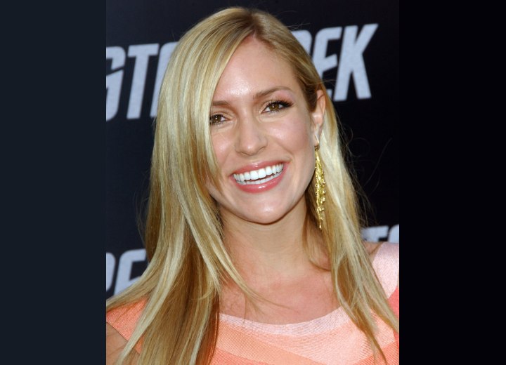 Kristin Cavallari - Hairstyle and hair color for a California blonde look