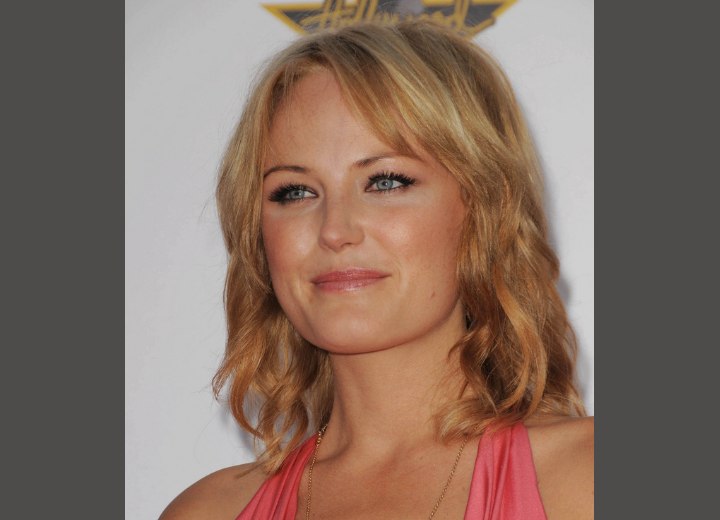 Malin Akerman with neckline length hair