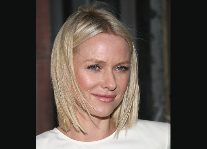 Naomi Watts below the shoulders blunt cut that makes her hair appear thicker