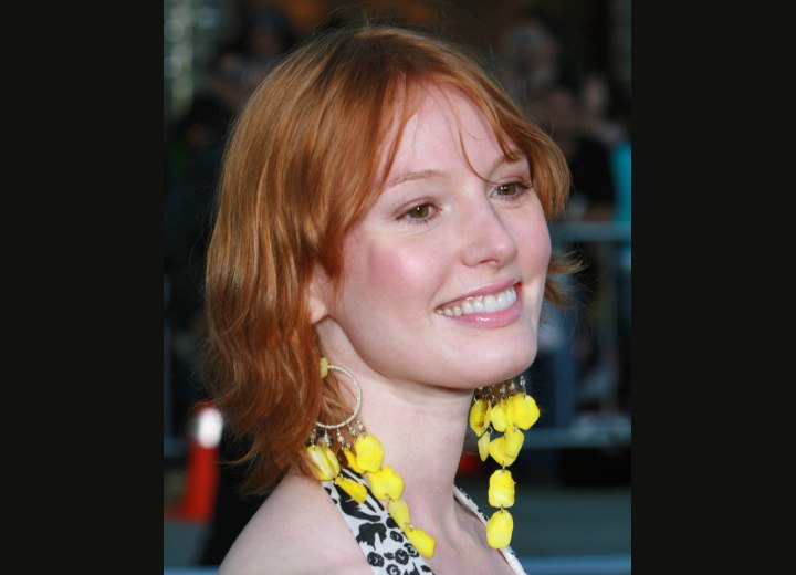 Alicia Witt - Medium length red hair