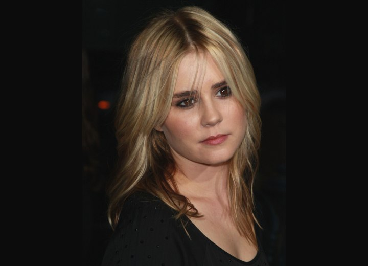 Alison Lohman with flattering long hair