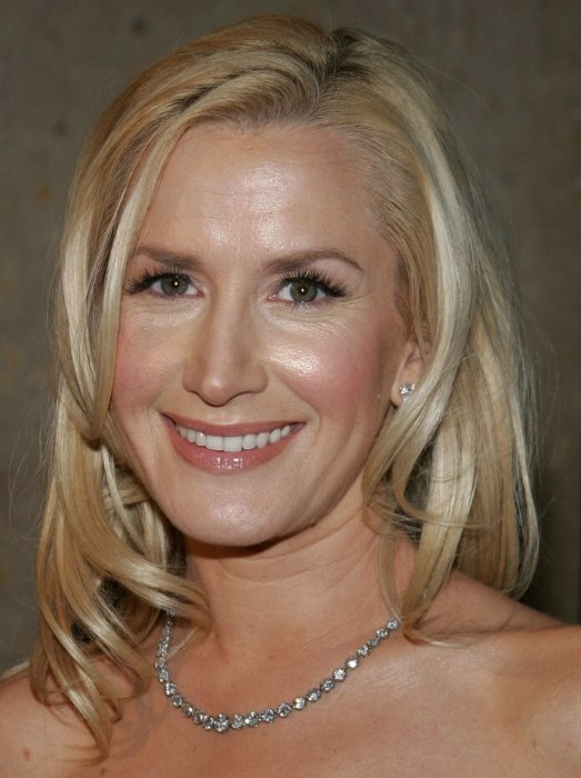 Angela Kinsey  Long angled hairstyle with a blunt cut in 