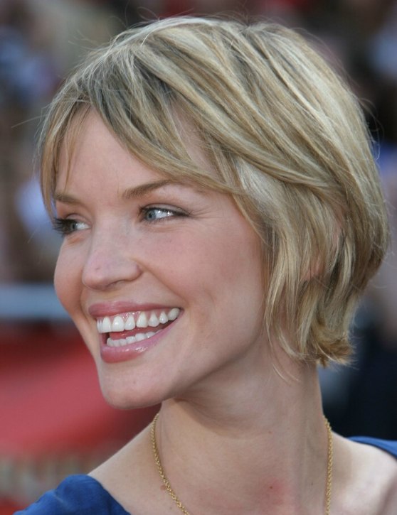 Ashley Scott Carefree short bob hairstyle with a long textured fringe.