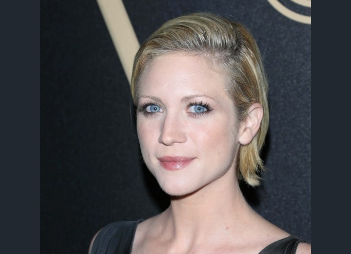 Brittany Snow with short hair  Short wet look hairstyle