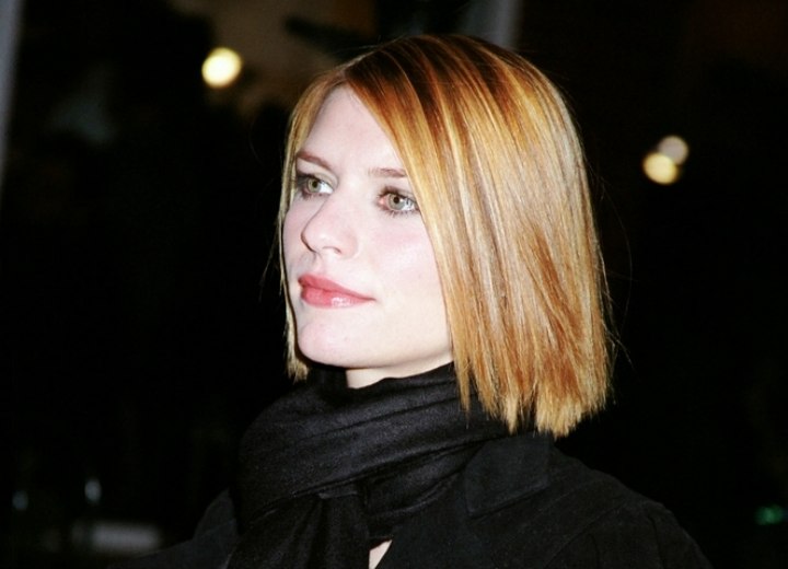 Claire Danes with bone straight medium length hair