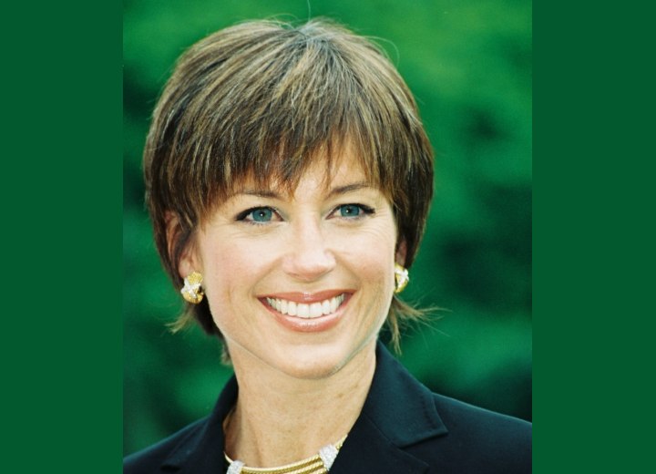 Dorothy Hamill  Carefree shag hairstyle for busy women