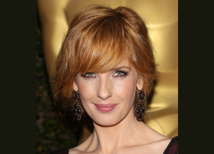 Kelly Reilly's short hair look