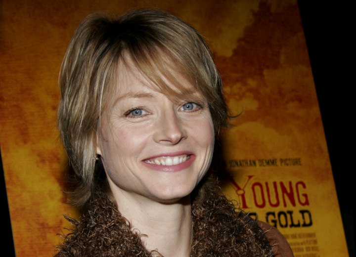 Medium length hairstyles - Jodie Foster