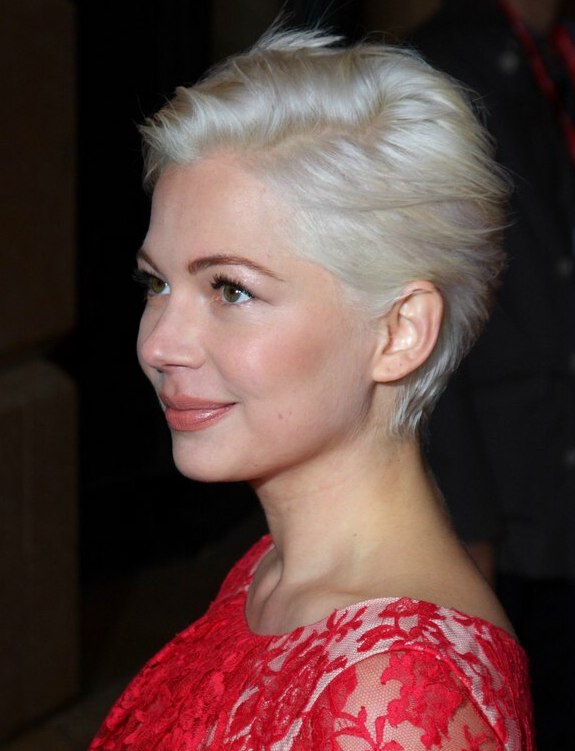 Michelle Williams easy to do for yourself short hairstyle Michelle Williams easy to do for yourself short hairstyle