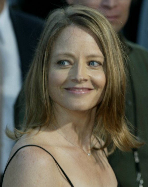 Jodie Foster with shoulder length hair or an outgrown bob