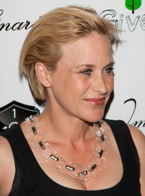 Patricia Arquette s Gamine Short Bob Hairstyle Swept Back From Her Face Patricia Arquette s Gamine Short Bob Hairstyle Swept Back From Her Face