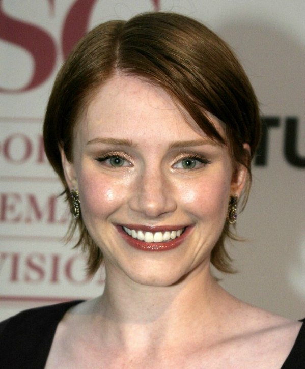 Bryce Dallas Howard  Short hairstyle with the sides 