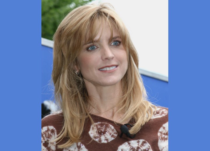 Comfortable long hairstyle with bangs - Courtney Thorne-Smith