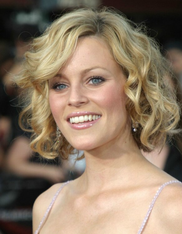 Elizabeth Banks  Curled mid-neck length bob hairstyle 