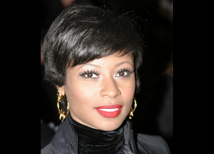 Short half over the ears hairstyle - Fatima Robinson