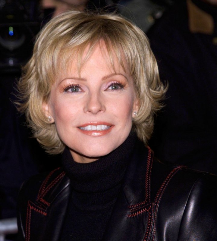 Cheryl Ladd | Short hairstyle and turtleneck to look years younger