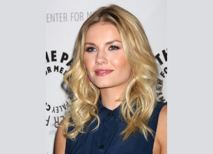 Elisha Cuthbert - Modern hairstyle for long hair