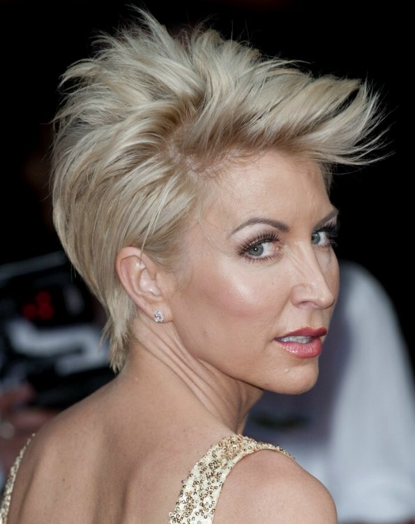 Tips For A Flattering Mature Hairstyle