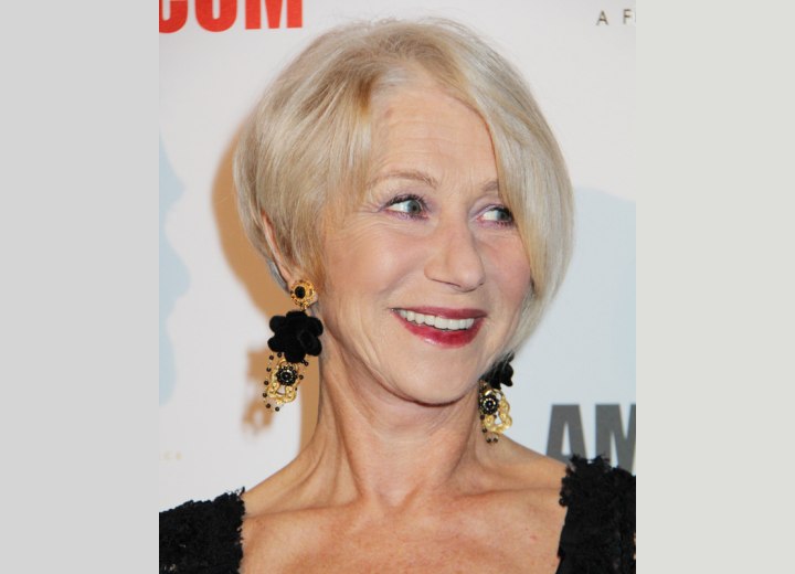 Helen Mirren - Rejuvenating hairstyle for gray hair