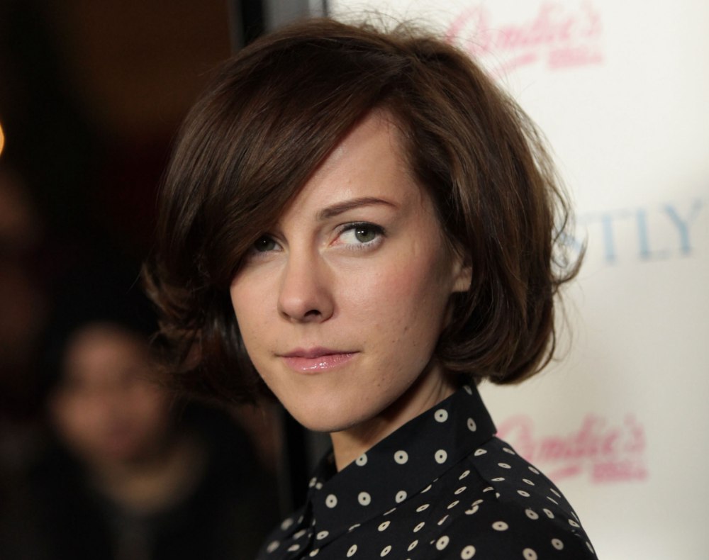 Jena Malone  Prim and proper above the collar haircut and 