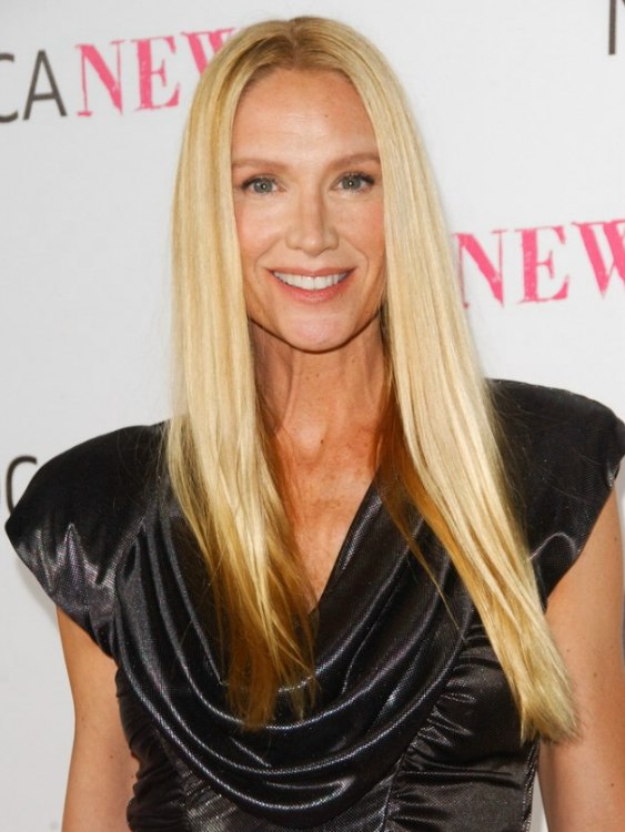 Kelly Lynch  Long hairstyle to make an over 50 woman feel 