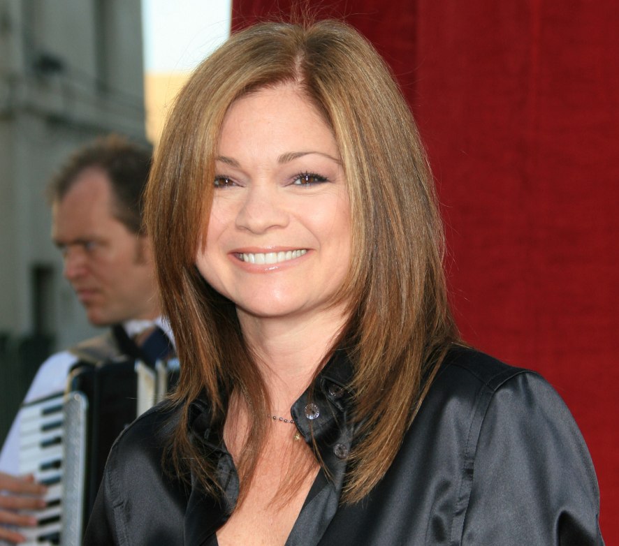 valerie bertinelli | mid-length haircut for an over 40 years