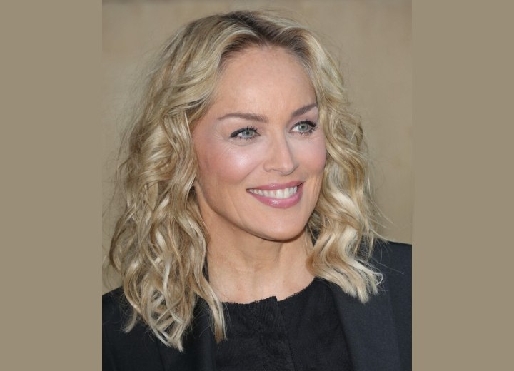 Sharon Stone - Blunt cut and curled medium length hair