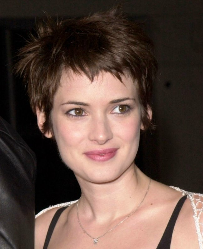 Winona Ryder Sweet Pixie Cut For A Heart Shaped Face