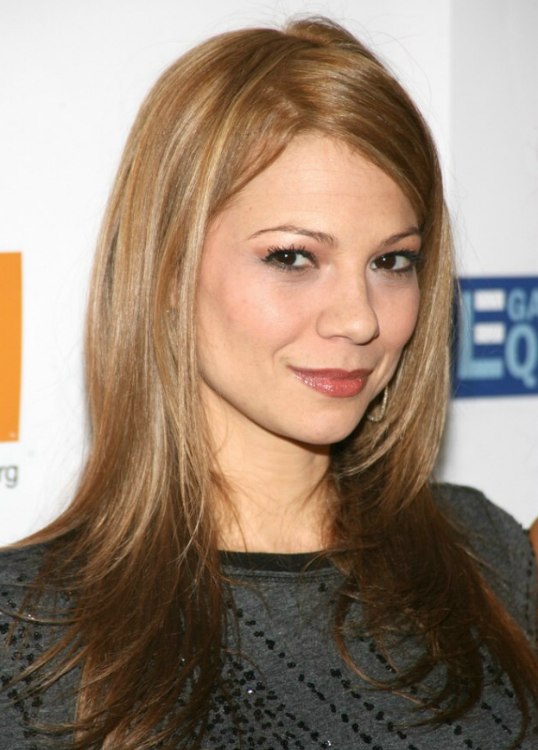 Tamara Braun  Easy to keep hairstyle for long straight hair