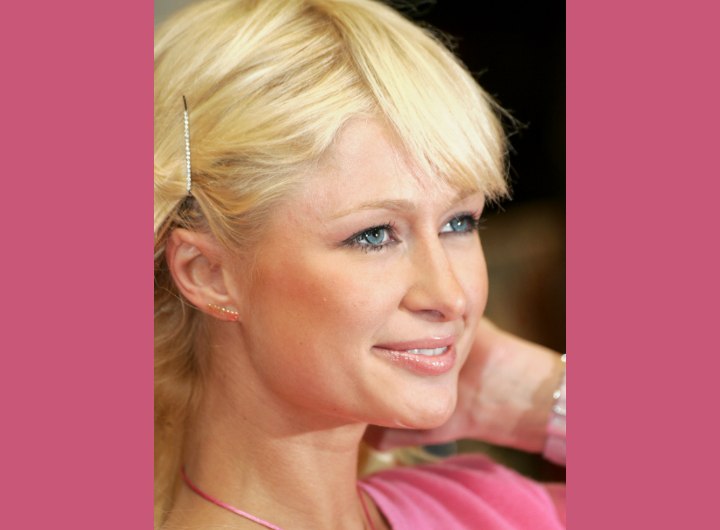 Hair with diagonal bangs - Paris Hilton