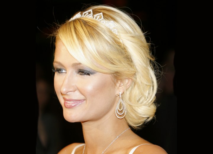 Side view of Paris Hilton's hair