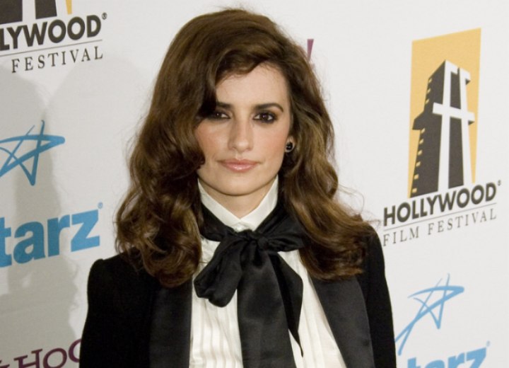 Penélope Cruz wearing a tuxedo