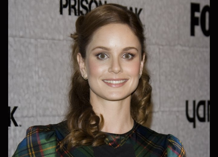 Sarah Wayne Callies hair with curls